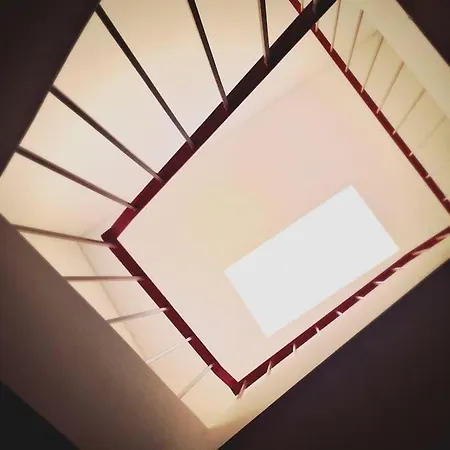 Otilia Apartment *